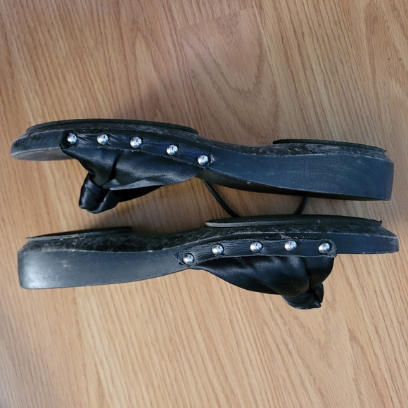 Donald J. Pliner Sandals - Picture 3 of 3